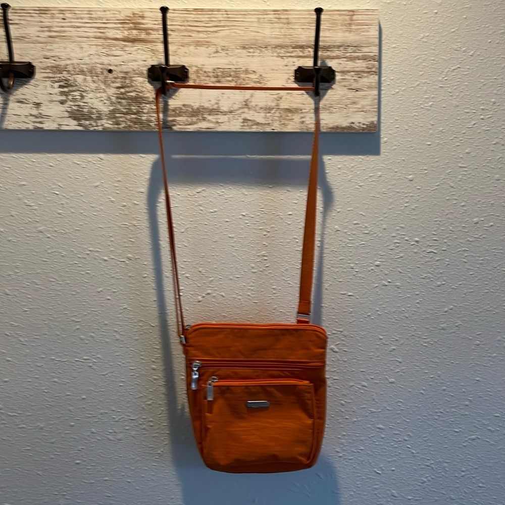 Baggallini Cross Body Bag, like new